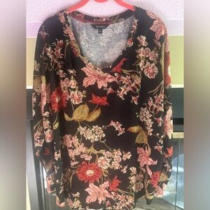 Well Worn (XL) Flowing Top 🍁🍂